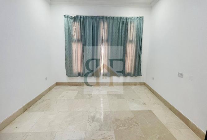 934997 - Property Image 3