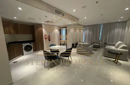 Apartment - 1 Bedroom - 2 Bathrooms for rent in Ramada Tower - Al Muntazah - Doha