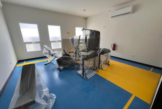 927633 - Property Image 2