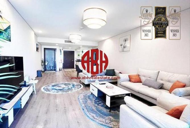 Apartment - 1 Bedroom - 2 Bathrooms for sale in Viva Central - Viva Bahriyah - The Pearl Island - Doha