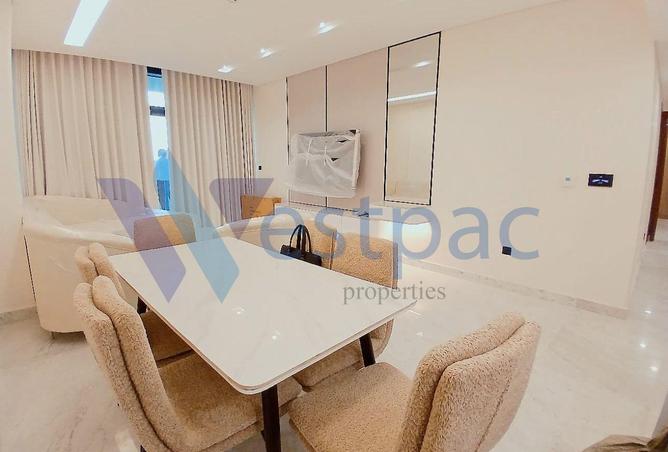 983295 - Property Image 2