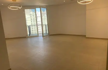 Apartment - 3 Bedrooms - 4 Bathrooms for rent in Floresta Gardens - Floresta Gardens - The Pearl Island - Doha