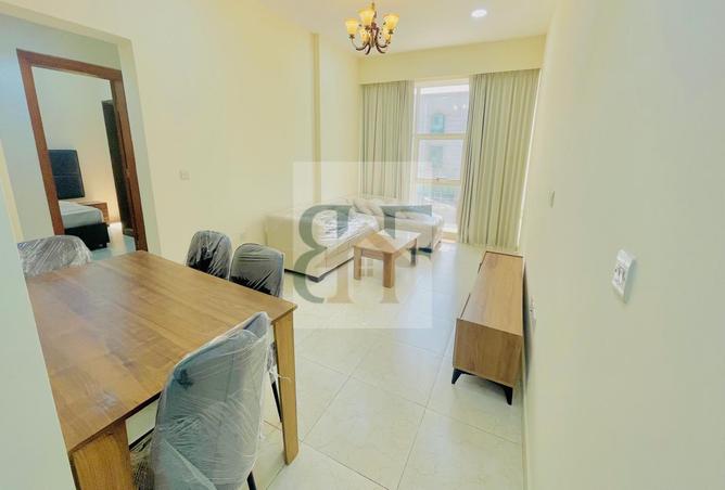 973093 - Property Image 2