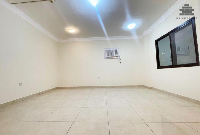 963997 - Property Image 2