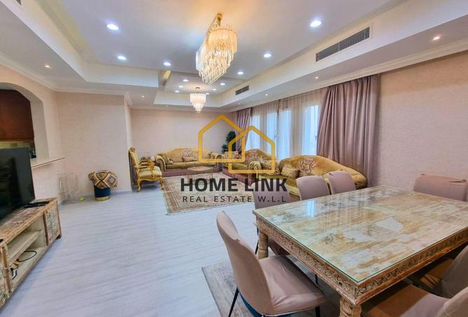 922778 - Property Image 3