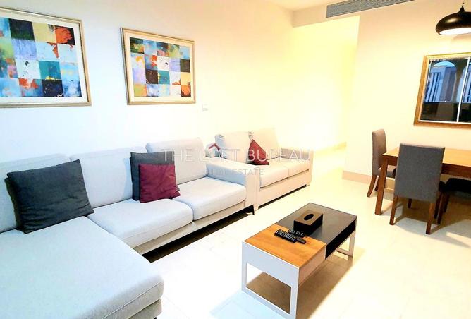906586 - Property Image 2
