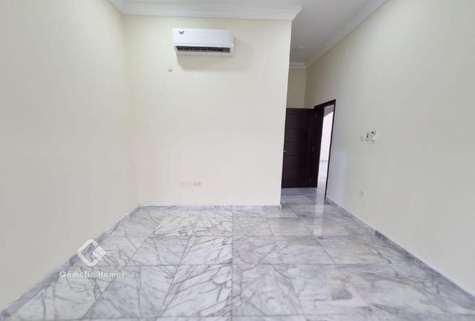 940476 - Property Image 2