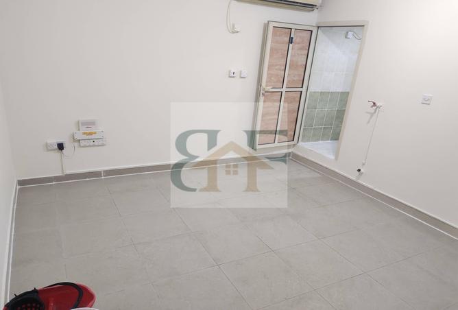953219 - Property Image 3