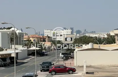فيلا - 6 غرف نوم - 6 حمامات للايجار في روضة الخيل - روضة الخيل - الدوحة