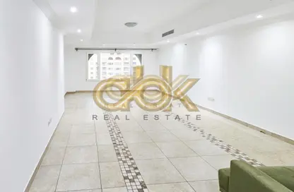 Apartment - 2 Bedrooms - 3 Bathrooms for sale in East Porto Drive - Porto Arabia - The Pearl Island - Doha