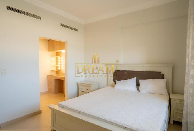 979009 - Property Image 2