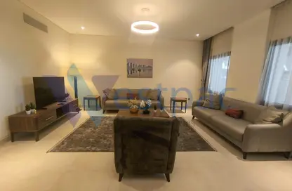 Apartment - 3 Bedrooms - 4 Bathrooms for rent in West Walk - Al Waab - Doha
