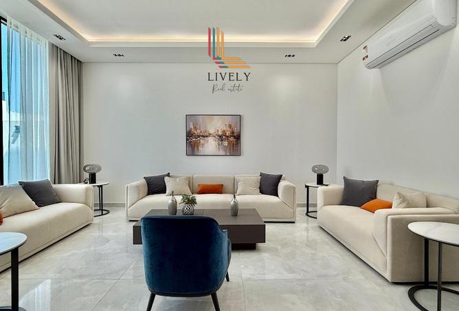 992528 - Property Image 3