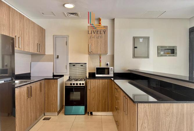 994421 - Property Image 2