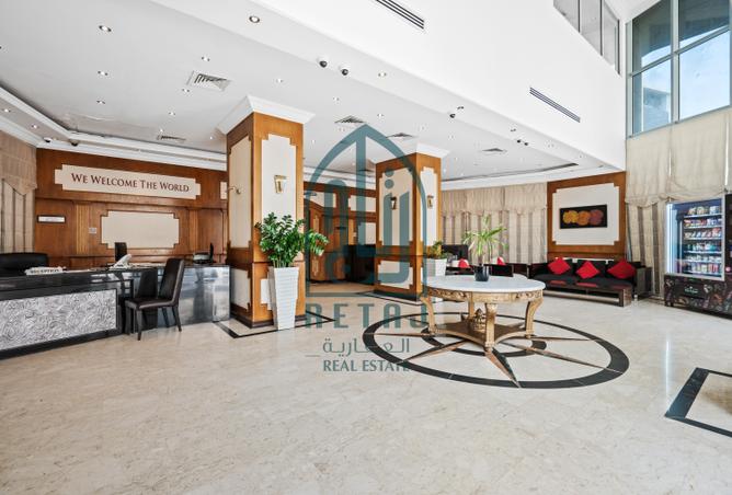 938610 - Property Image 2