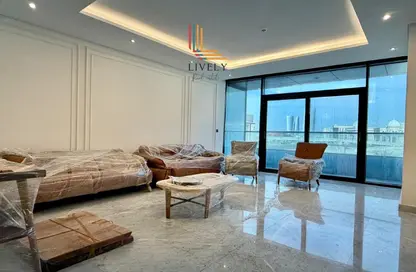 Apartment - 2 Bedrooms - 3 Bathrooms for rent in Lusail Residence - Marina District - Lusail