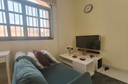 Apartment - Studio - 1 Bathroom for rent in Umm Salal Ali - Umm Salal Ali - Doha