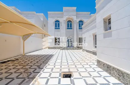 Villa - 7+ Bedrooms - 7+ Bathrooms for sale in Umm Qarn - Al Daayen