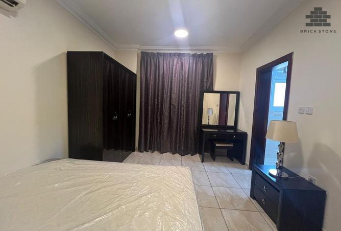 904598 - Property Image 3