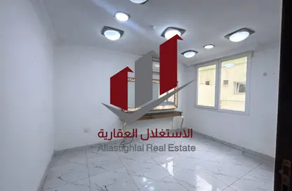 فيلا - 6 غرف نوم - 5 حمامات للايجار في فلل الدحيل - الدحيل - الدوحة