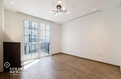 Apartment - 1 Bedroom - 2 Bathrooms for rent in Floresta Gardens - Floresta Gardens - The Pearl Island - Doha