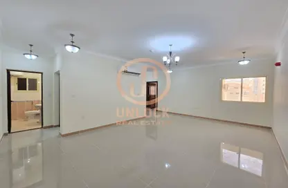 Apartment - 2 Bedrooms - 3 Bathrooms for rent in Al Mansoura - Al Mansoura - Doha