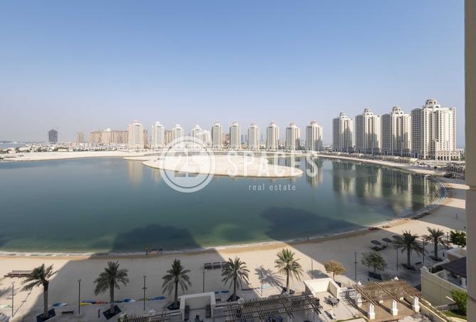 Apartment - 2 Bedrooms - 4 Bathrooms for rent in Viva East - Viva Bahriyah - The Pearl Island - Doha