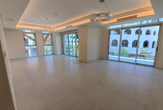 883101 - Property Main Image