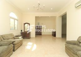 Villa - 3 bedrooms - 3 bathrooms for rent in Mamoura 18 - Al Maamoura - Doha