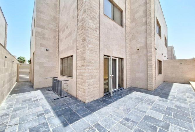 1009430 - Property Image 2