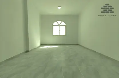 Apartment - 3 Bedrooms - 3 Bathrooms for rent in Anas Street - Fereej Bin Mahmoud North - Fereej Bin Mahmoud - Doha
