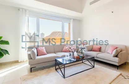 Apartment - 2 Bedrooms - 3 Bathrooms for rent in West Porto Drive - Porto Arabia - The Pearl Island - Doha