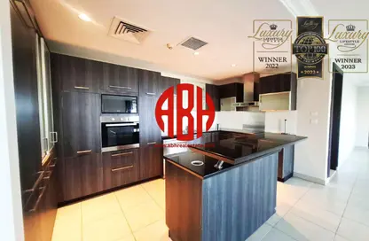 Apartment - 2 Bedrooms - 3 Bathrooms for rent in East Porto Drive - Porto Arabia - The Pearl Island - Doha
