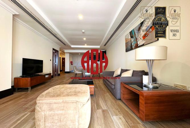 Apartment - 1 Bedroom - 2 Bathrooms for rent in Tower 22 - Viva Bahriyah - The Pearl Island - Doha