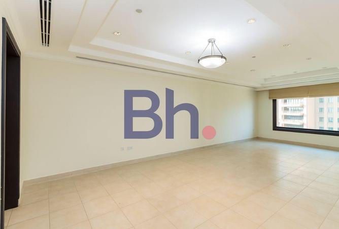 951148 - Property Image 2