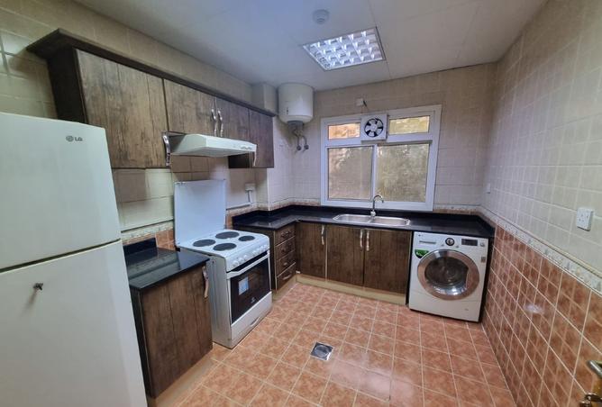 982652 - Property Image 2