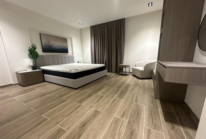 978827 - Property Image 3