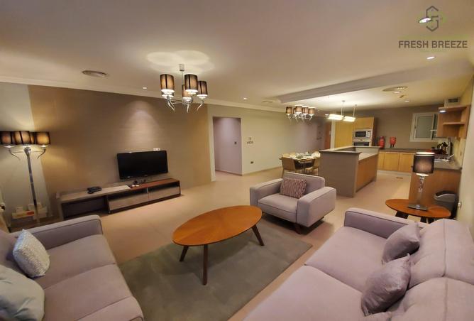 902182 - Property Image 2