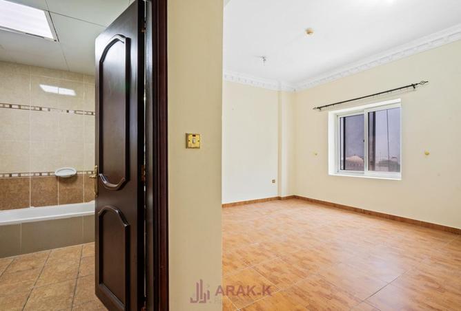 958464 - صورة العقار 2