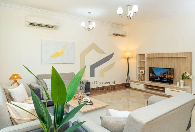 908395 - Property Image 3