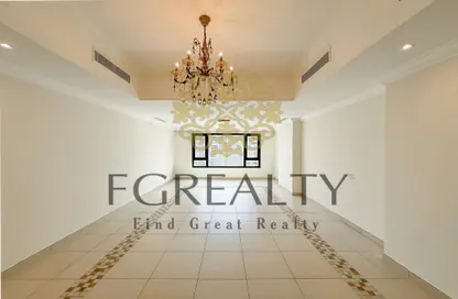 Apartment - 1 Bedroom - 2 Bathrooms for rent in East Porto Drive - Porto Arabia - The Pearl Island - Doha