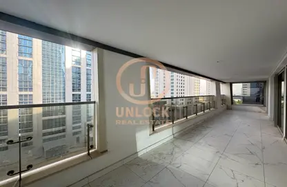 Apartment - 3 Bedrooms - 4 Bathrooms for rent in West Bay Tower - West Bay - West Bay - Doha