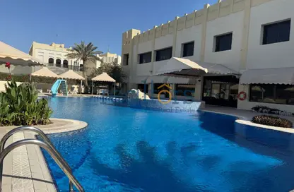 مجمع سكني - 4 غرف نوم - 5 حمامات للايجار في 35 بن عمران - فريج بن عمران - الدوحة