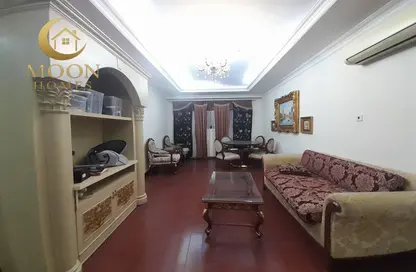 Apartment - 2 Bedrooms - 2 Bathrooms for rent in Somerset Al Mansoura - Al Mansoura - Doha