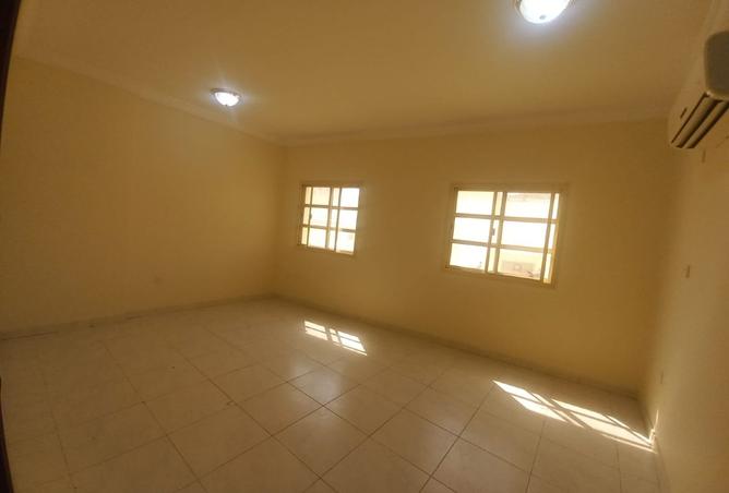 997674 - Property Image 3