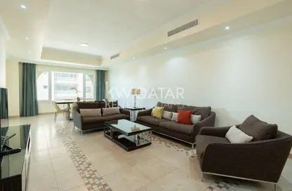 Apartment - 2 Bedrooms - 3 Bathrooms for rent in West Porto Drive - Porto Arabia - The Pearl Island - Doha Apartment - 2 Bedrooms - 3 Bathrooms for rent in West Porto Drive - Porto Arabia - The Pearl Island - Doha