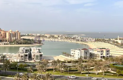 Apartment - 1 Bedroom - 2 Bathrooms for rent in East Porto Drive - Porto Arabia - The Pearl Island - Doha