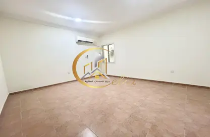 Apartment - 3 Bedrooms - 3 Bathrooms for rent in Anas Street - Fereej Bin Mahmoud North - Fereej Bin Mahmoud - Doha