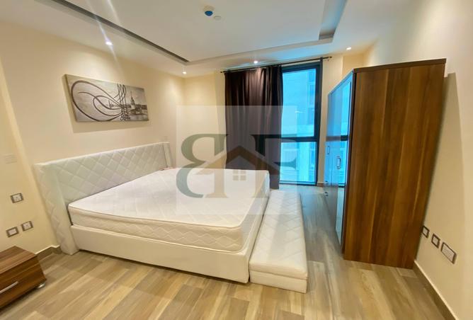 986837 - Property Image 2