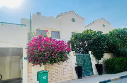 مجمع سكني - 4 غرف نوم - 5 حمامات للايجار في شارع عمار بن ياسر - العزيزية - الدوحة